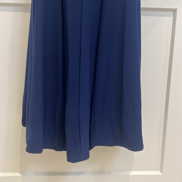 Eureka USA Elegant Navy Blue Embellished Gown size XS. - Picture 12 of 14